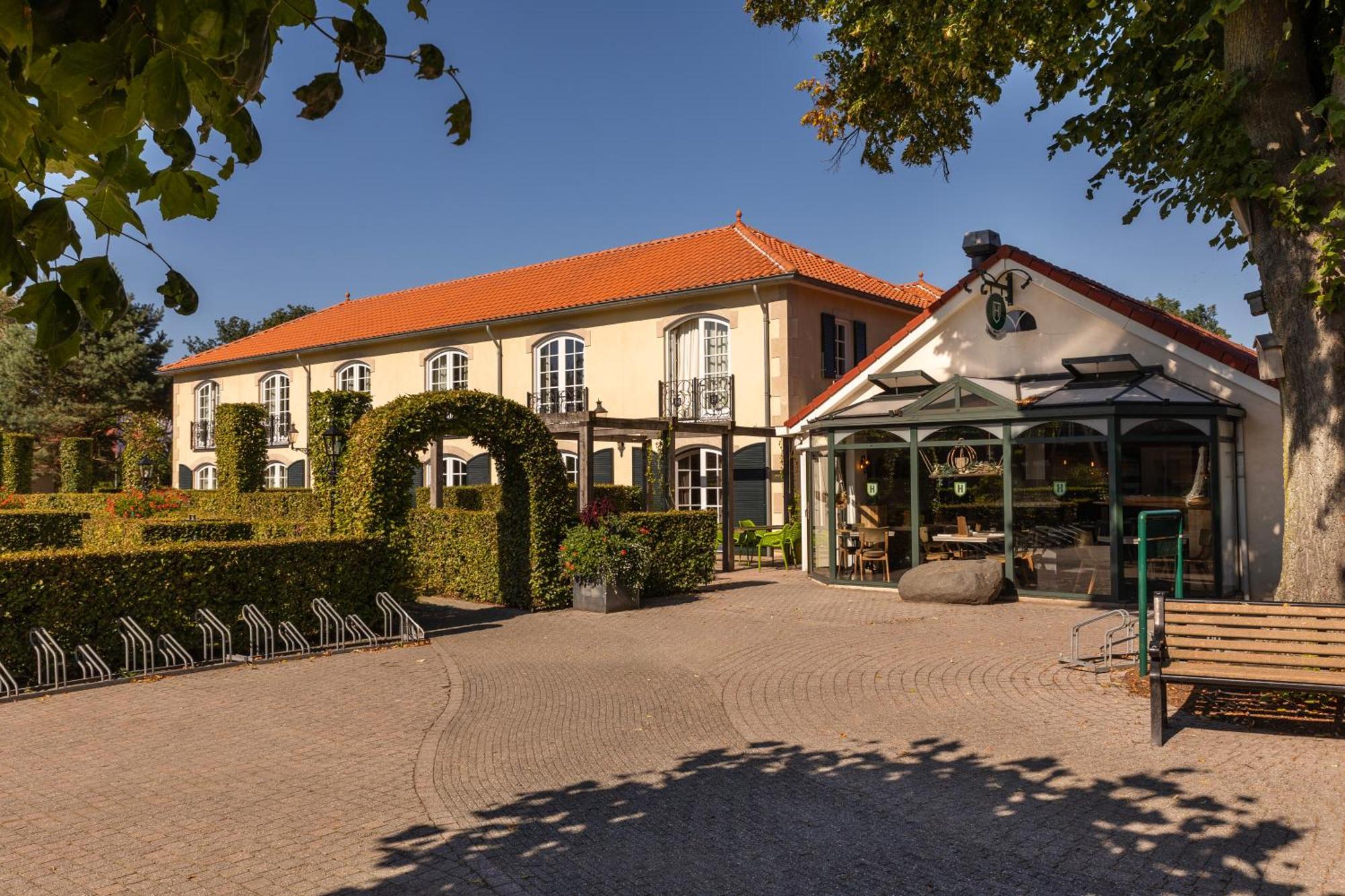Hotel & Restaurant - Auberge De Hilver Diessen Exterior photo